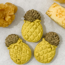 Load image into Gallery viewer, CNY 2022: Pineapple Tart for Rabbits, Guinea Pigs, and Hamsters!
