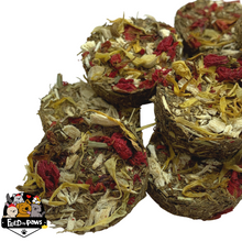 Load image into Gallery viewer, CNY 2022: Crunchy Florentine for Rabbits, Guinea Pigs, and Hamsters

