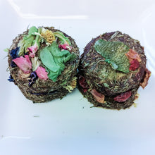 Load image into Gallery viewer, our dehydrated mini birthday cakes that can be mailed in singapore
