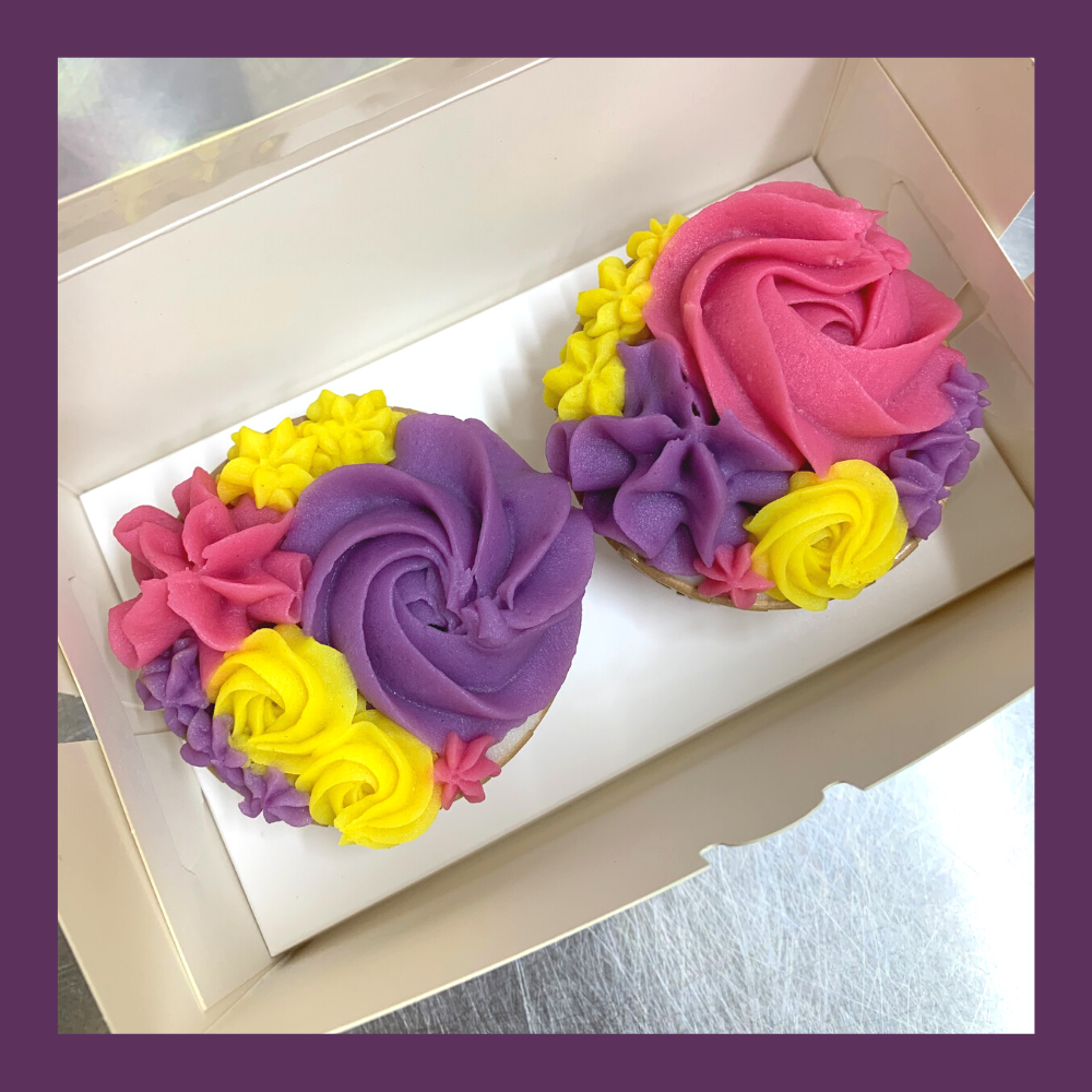Pretty Flower Pupcakes for Dogs